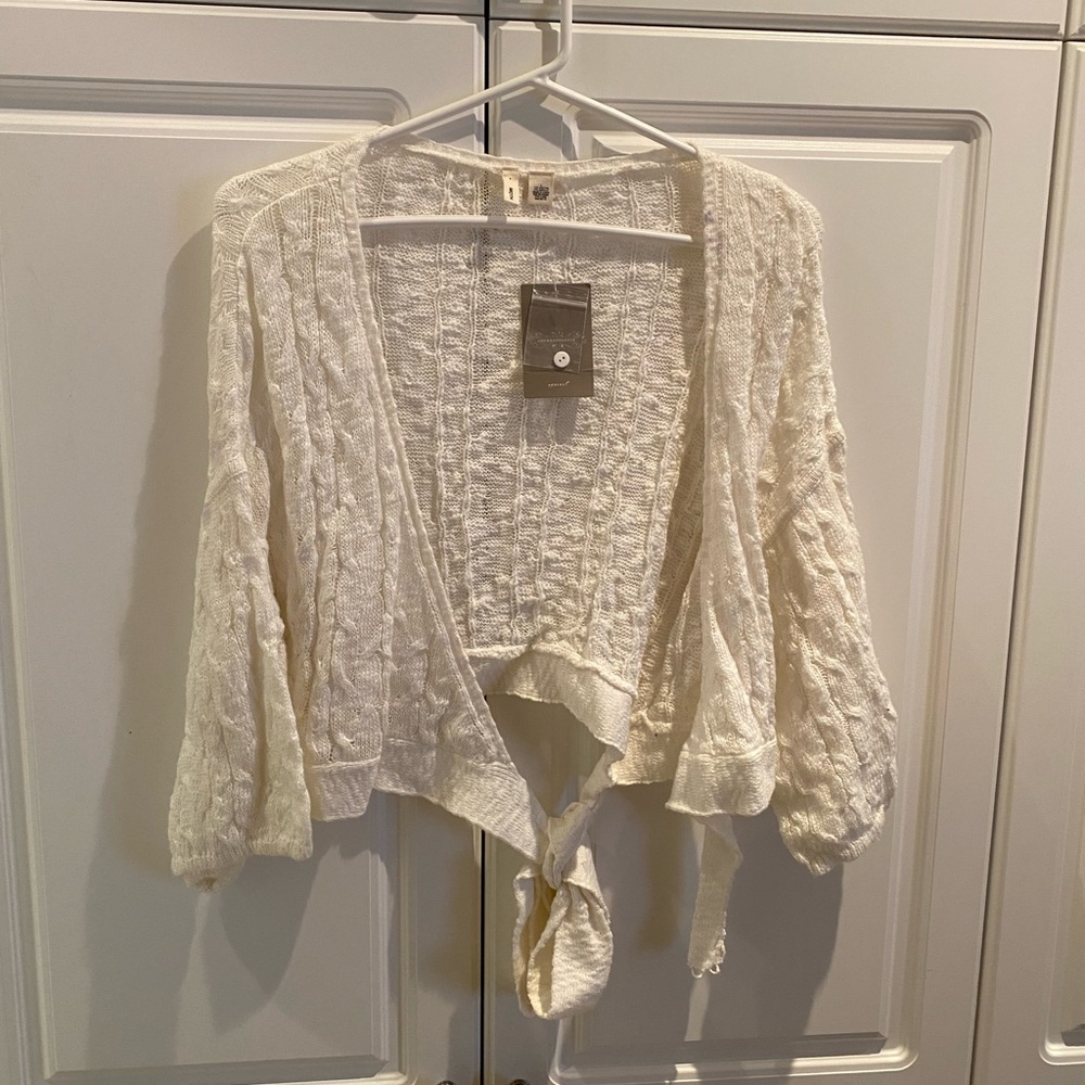 Moth Ivory Wrap Around Sweater Size Large NWT